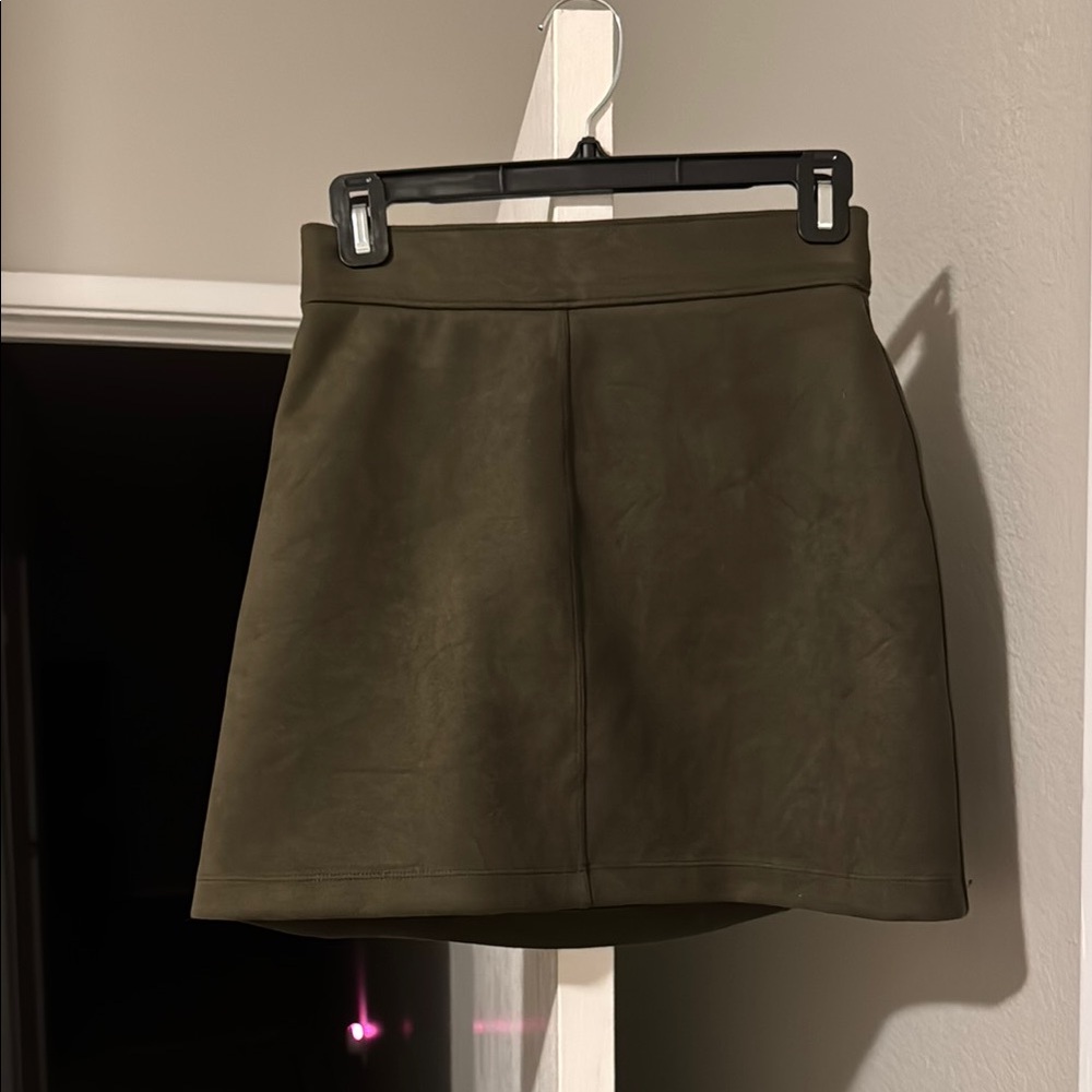 Spanx Faux Suede A-Line Mini Skirt (XS)